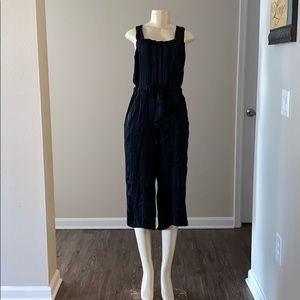 New woman’s York Street black jumper.